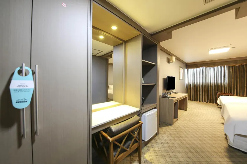 Changwon Masan M Tourist Hotel - Image 1
