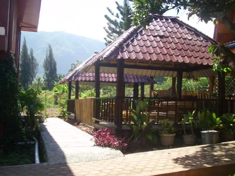Toba Village Inn - Image 1