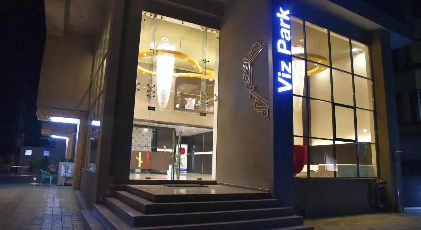 Viz Park Hotel - Image 1
