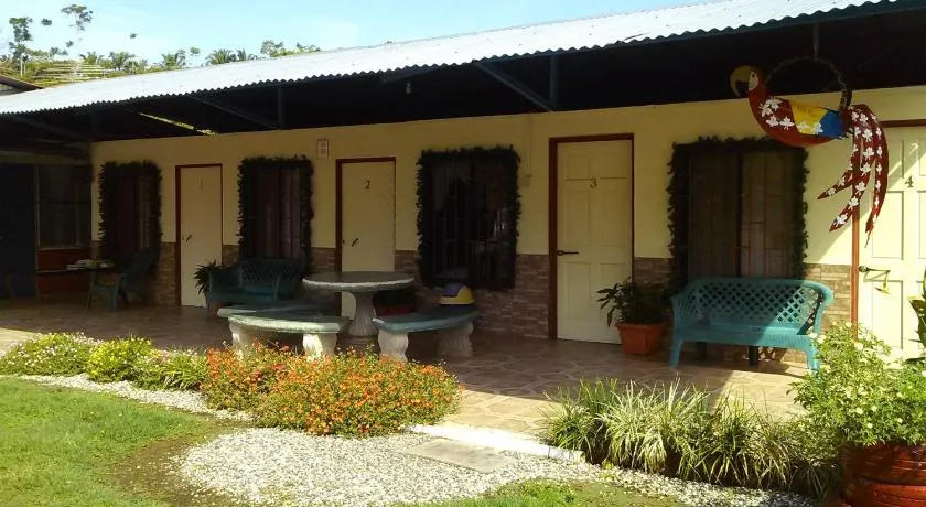 Hotel Margarita Sierpe - Image 1