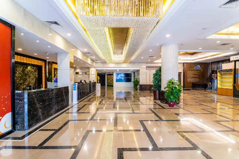 Fortune Hotel - Image 1