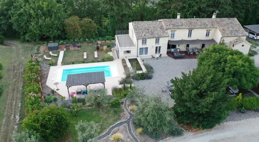 Mon Chemin Privé - Image 1