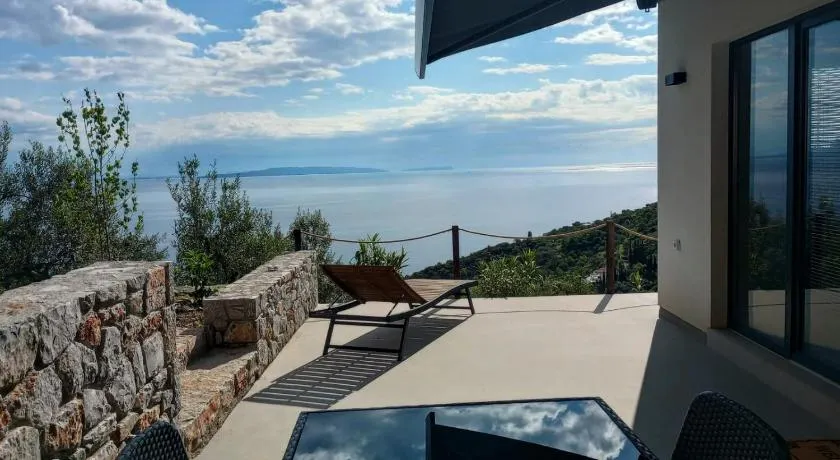 Olive Valley - Image 1