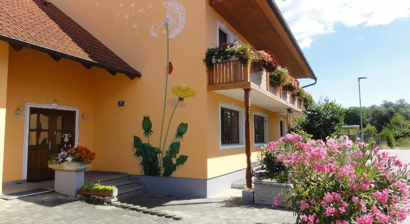 Apartment Elena - Image 1