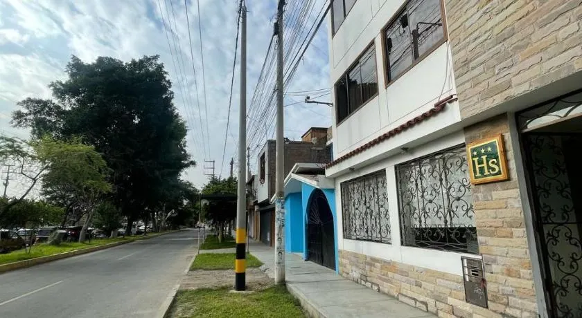 HOSPEDAJE LAS FLORES ICA - Image 1