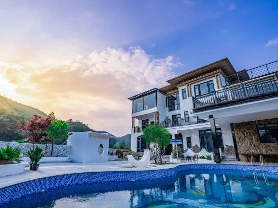 Mogan· Yunlan Holiday Courtyard Boutique Hostel - Image 1