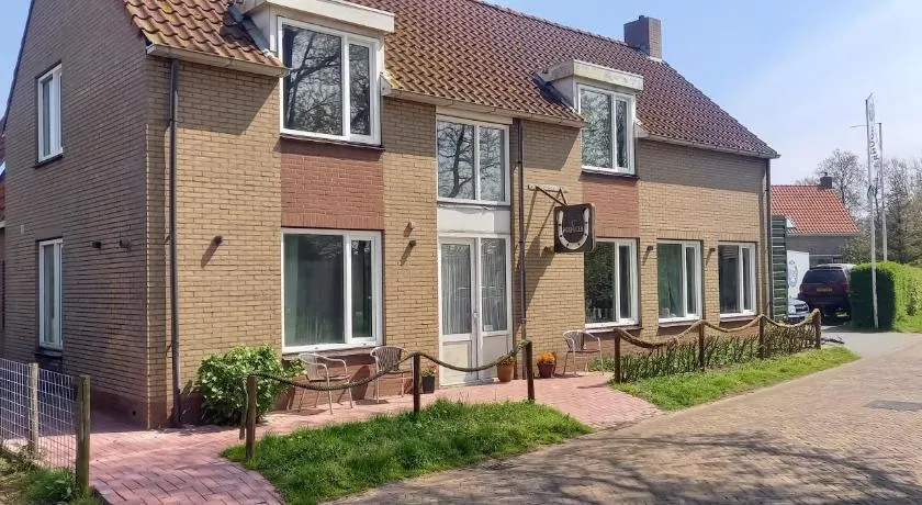 Pension Het Hoefijzer - Image 1