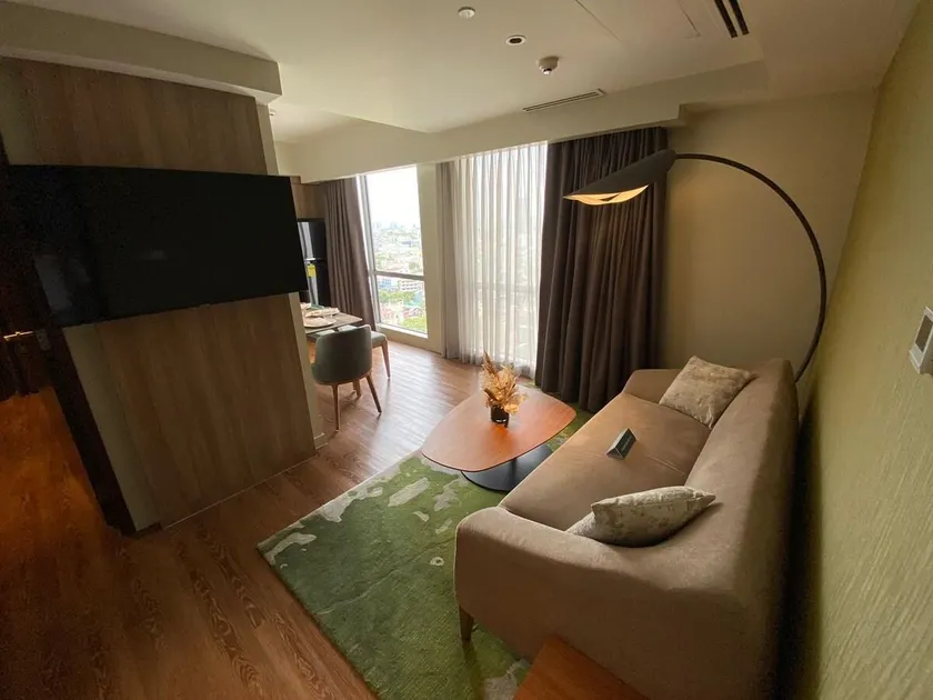 Eleve Suites King Deluxe, Novotel Acqua, Mandaluyong - Image 1