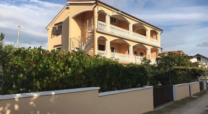 Apartmani Lavanda - Image 1