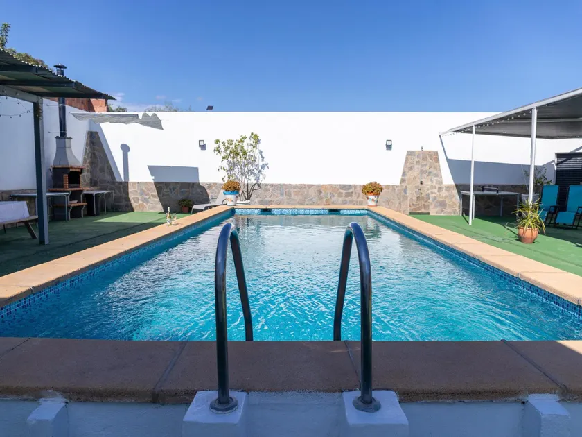 Modern holiday home in Almeria with pool - Image 1