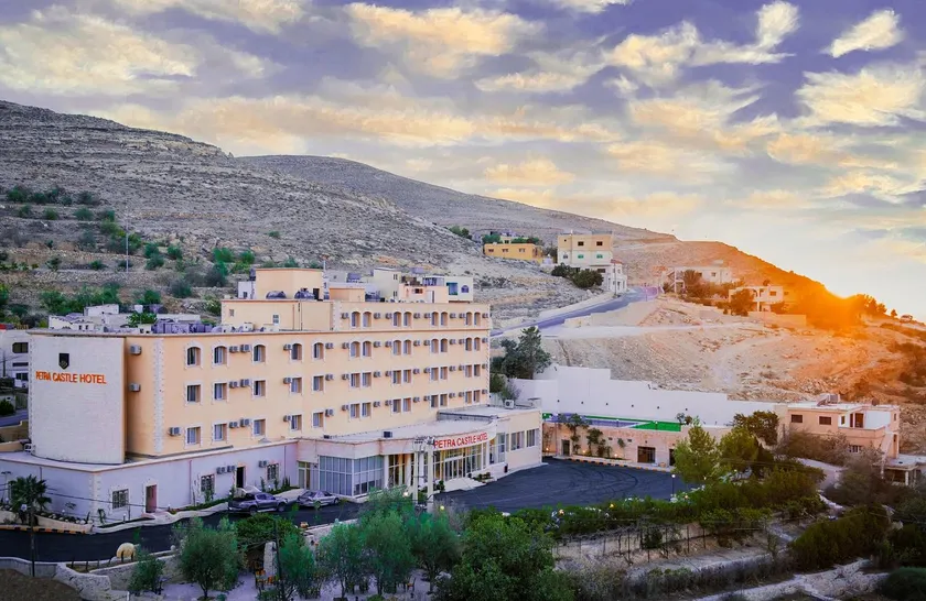 Petra Castle Hotel - Image 1