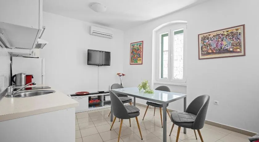 Apartment Bose - Image 1
