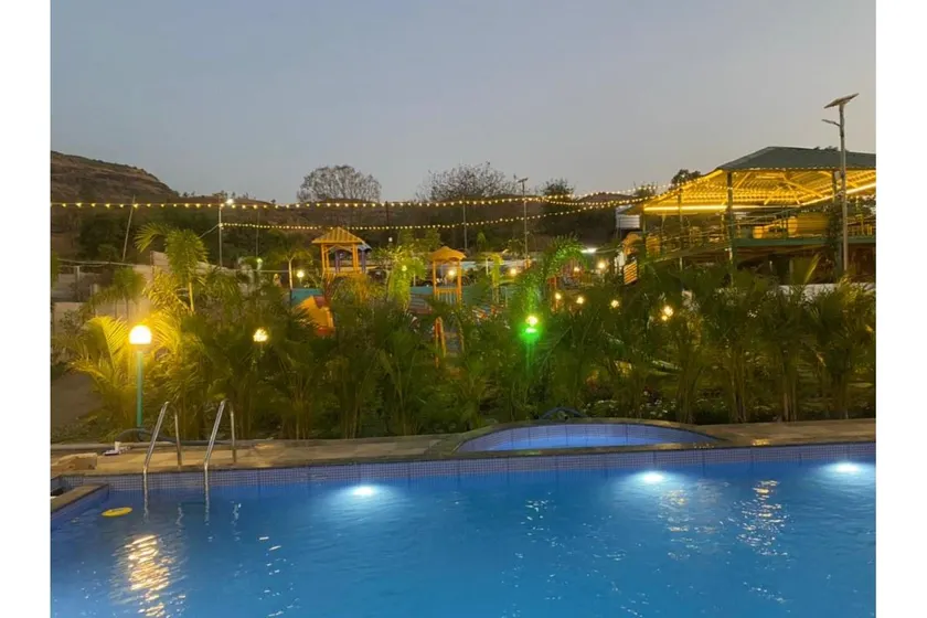 Casa Green Resort and Restaurant - Image 1