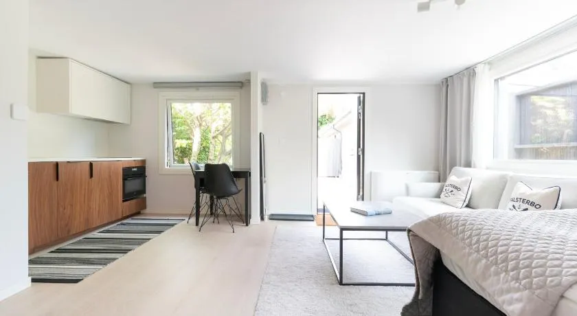 Falsterbo Guesthouse - Modern Comfort with Private Patio - Image 1