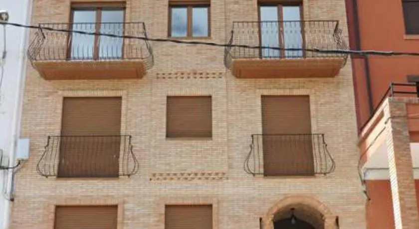 El Tranco Apartamentos - Image 1