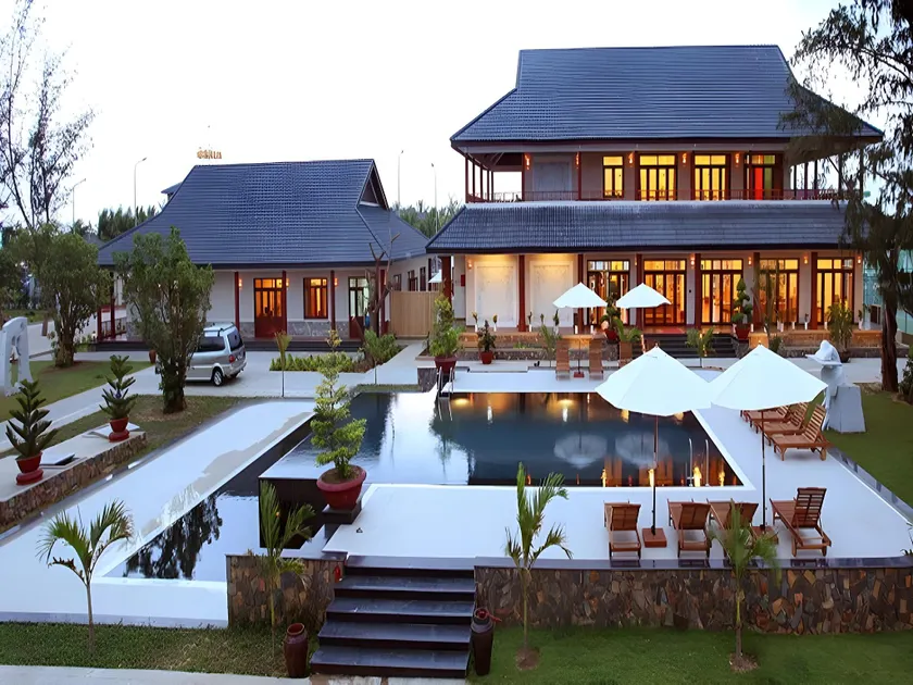 Aniise Villa Resort - Image 1