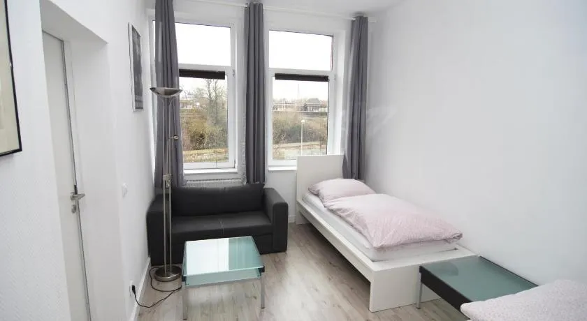 City Apartment Vohwinkel - Image 1