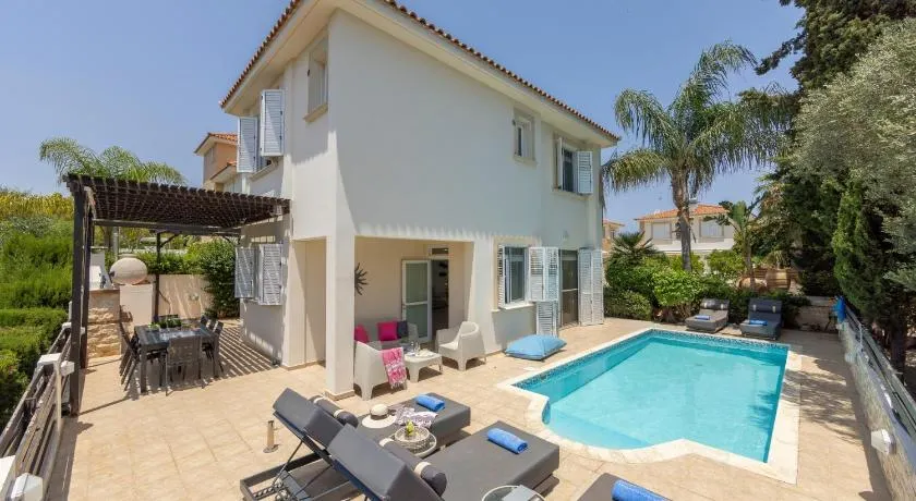 Villa Mesogeios 39 - Image 1
