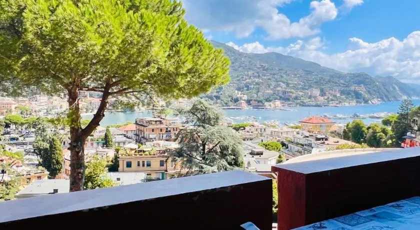 La Loggia Sul Mare - Image 1