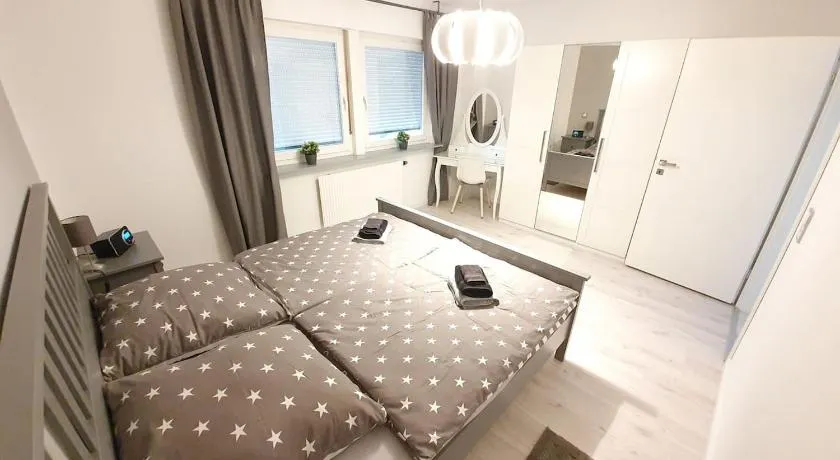 Tolle 125m² Erdgeschoßwohnung im Einzelhaus - Image 1