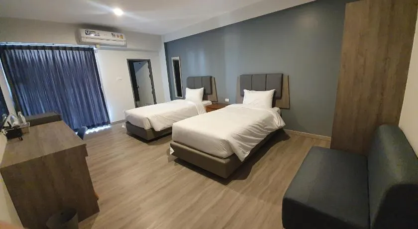 Neo Hotel - Image 1