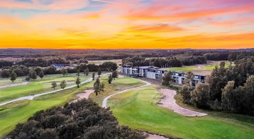 Lübker Golf Resort - Image 1