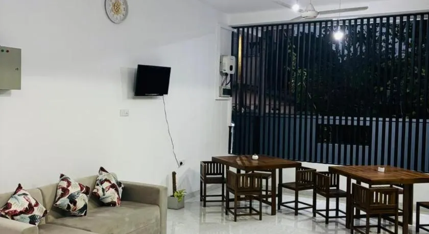 Brampy Guest - Image 1