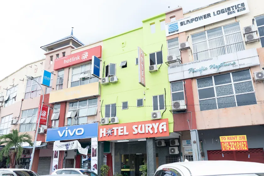 Hotel Surya - Image 1