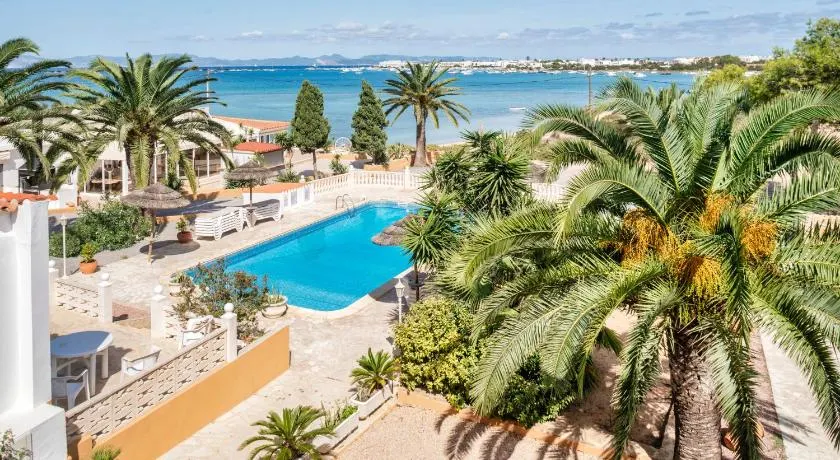 Hotel Lago Dorado - Image 1