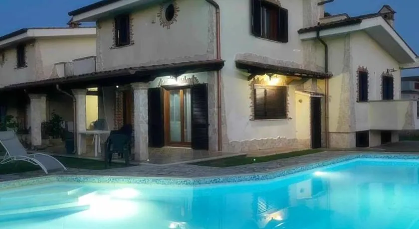 Luxury B&B Resort - Image 1