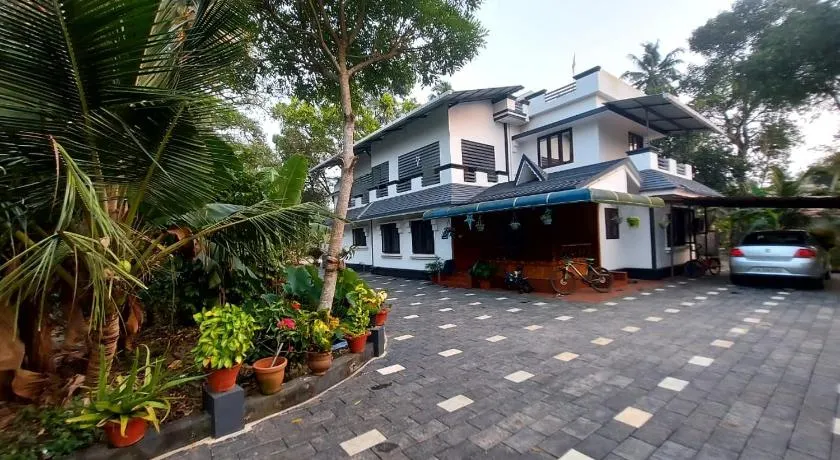 Grand marari - Image 1