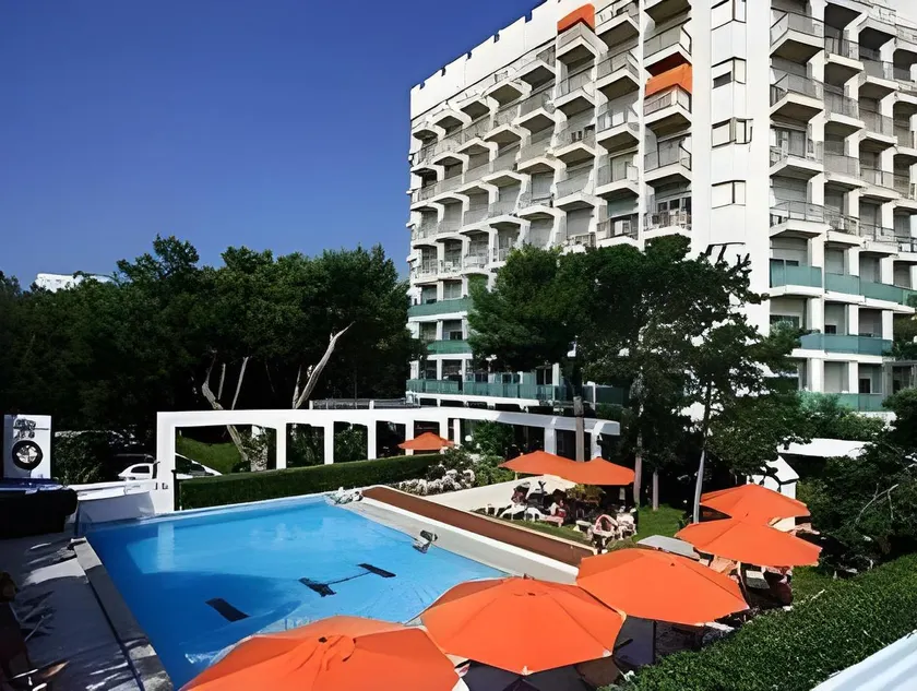 International Beach Hotel - Image 1