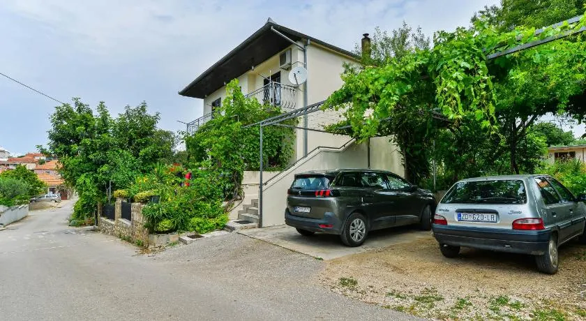 Apartments with parking space Pakostane, Biograd - 18981 - Image 1