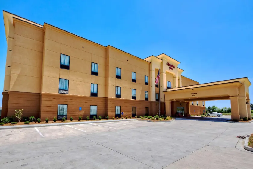 Hampton Inn Indianola, MS - Image 1