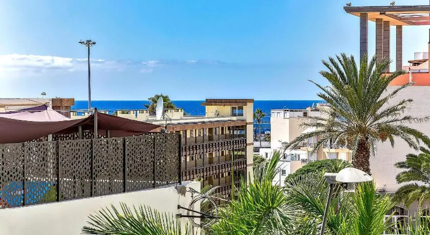 Hortensia Suites Apartments, Los Cristianos, Tenerife - Image 1