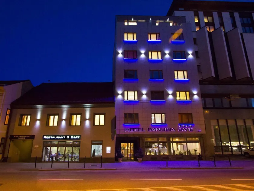 Danubia Gate Hotel - Image 1