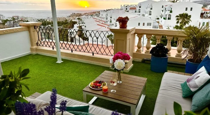 Costa Adeje - Amazing Ocean And Teide View - Fast WiFi, Air Con - Image 1