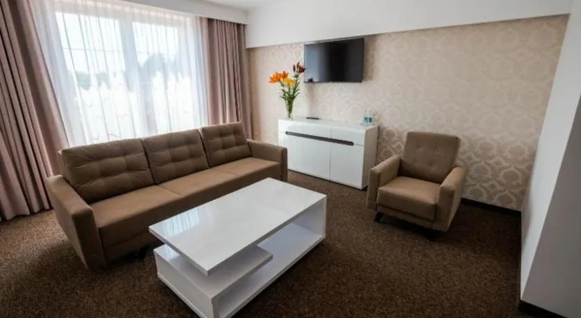 Hotel Pałacowa - Image 1
