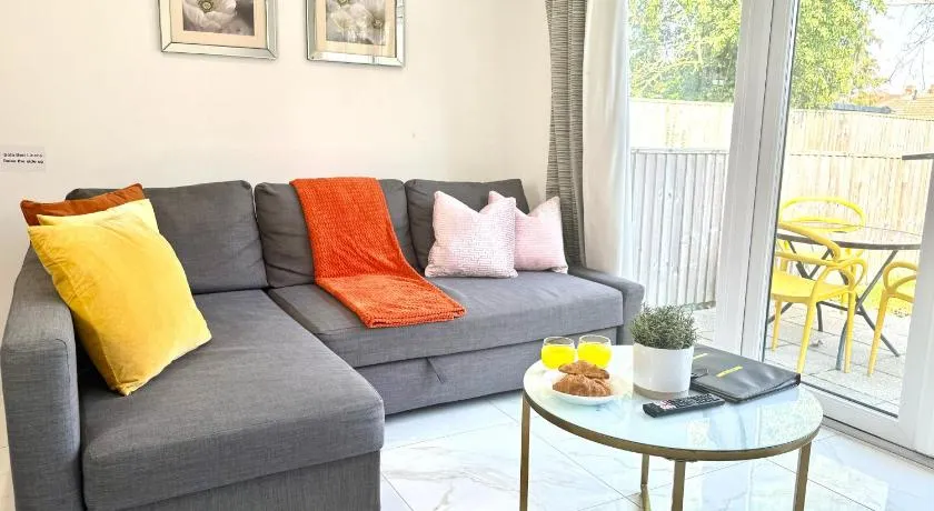 Luxury 2-Bedroom Apartment 2 - Image 1