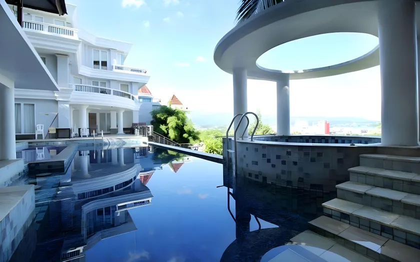 Hotel Minahasa Manado - Image 1
