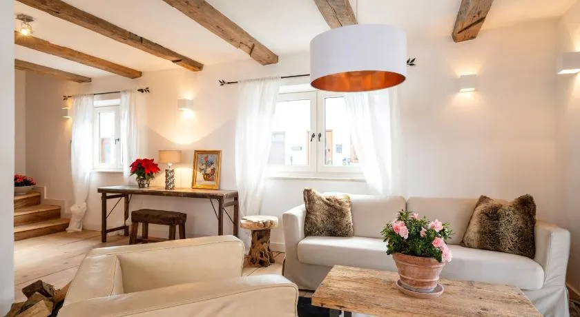 exklusives Alpenchalet mit Jacuzzi & Sauna für bis zu 10 Personen - Image 1