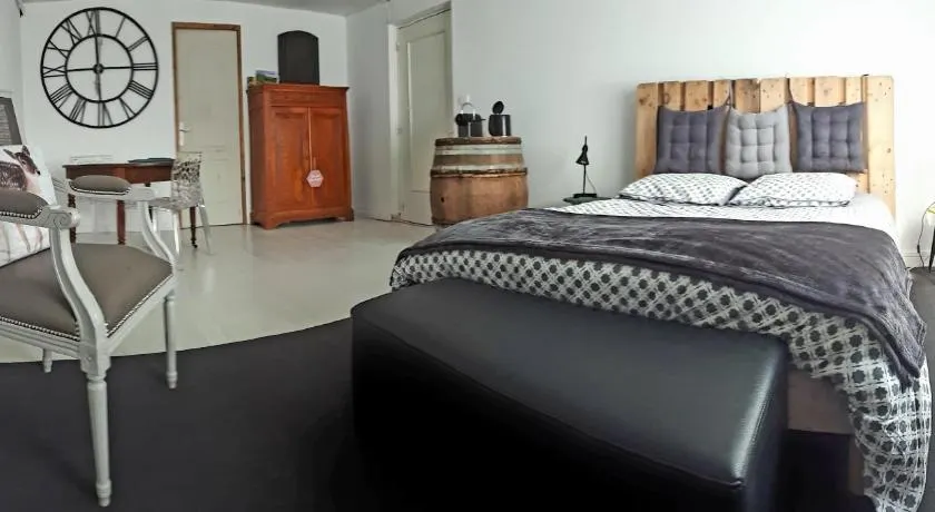 Chambre au tonneau - Image 1