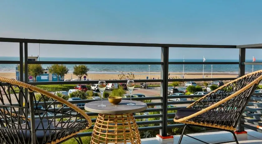 Hôtel & Spa FACE À LA MER - Image 1