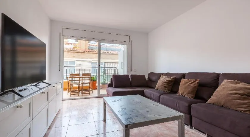 Appartement 'Malgrat' avec terrasse privée, Wi-Fi et climatisation - Image 1