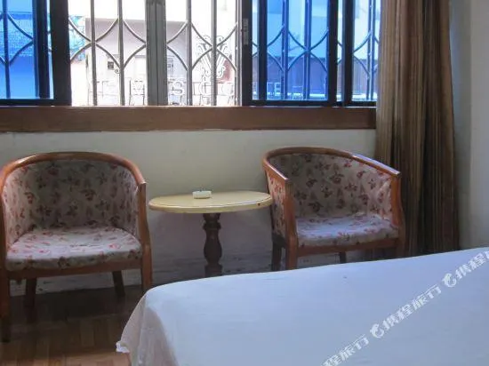 Jinlong Hotel - Image 1