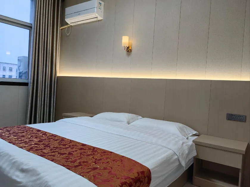 Xinglin Hotel (Tobacco Bureau Cross Branch) - Image 1