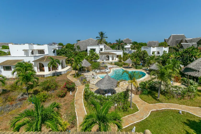 Pearls and Corals Resort - Image 1