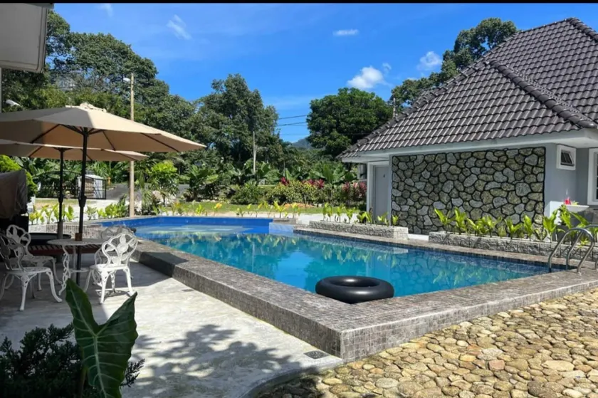 OYO Home 90711 Roses Villa - Image 1