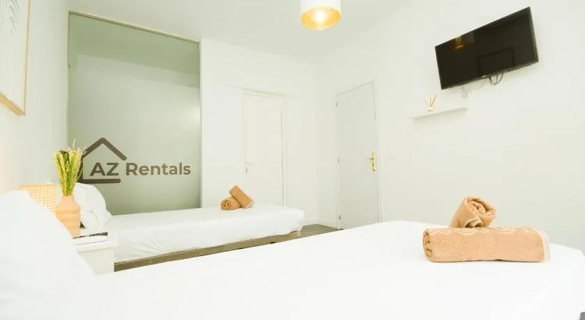 Los Alonsos - Open Mall - By AZ Rentals - Image 1