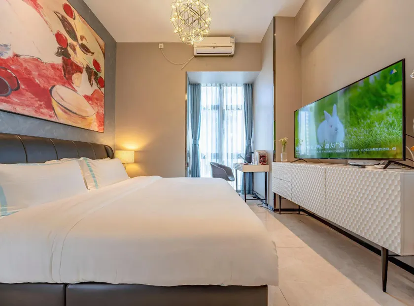Meiyi LOFT Selected Cinema Hotel Apartment (Shenzhen Huaqiangbei Branch) - Image 1